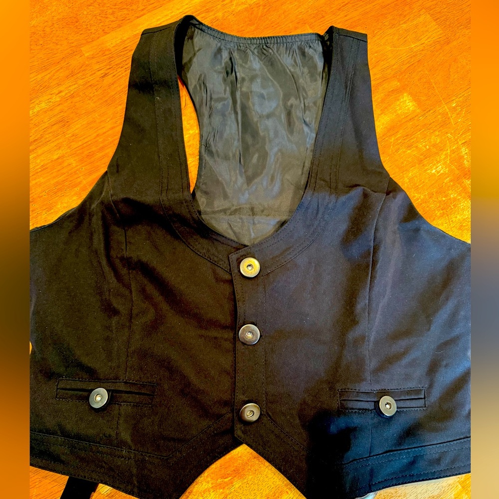 Slim Fit Button Tuxedo Vest - size L